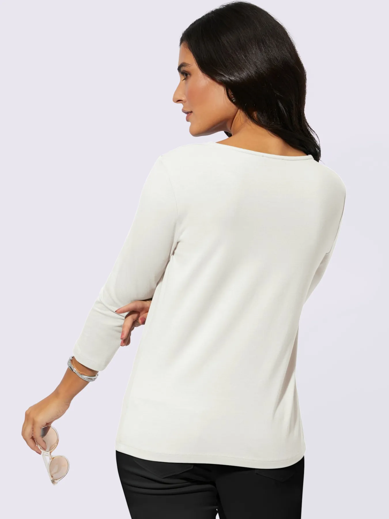T-shirt en v 48% modal