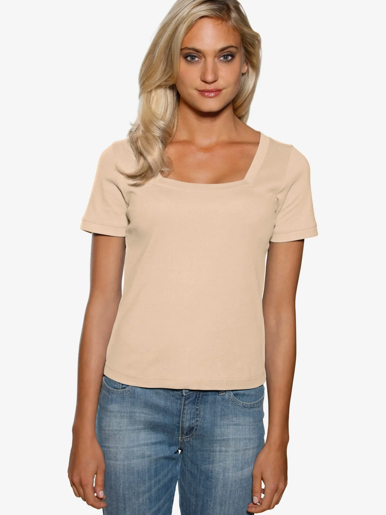 T-shirt grande encolure carrée
