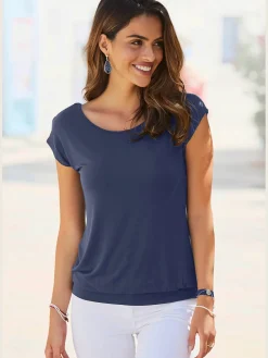 T-shirt long large ceinture à l'ourlet pour un port long ou court plissé