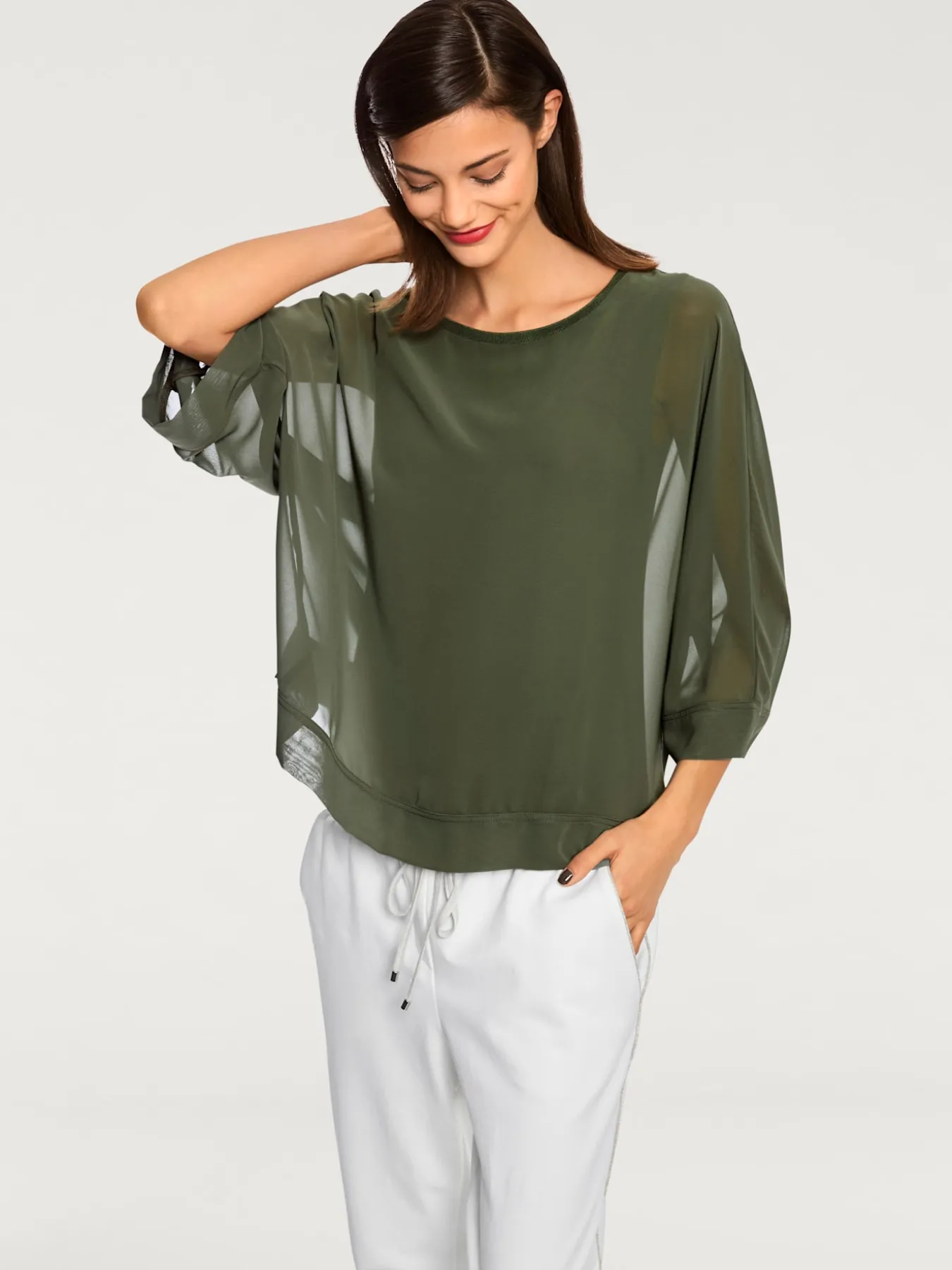 T-shirt look ample tendance