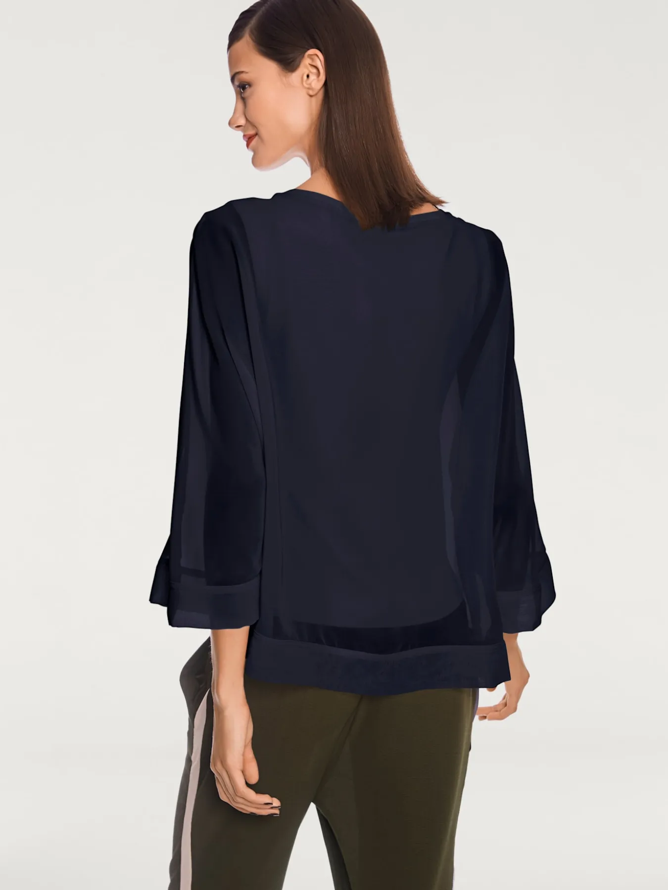 T-shirt look ample tendance
