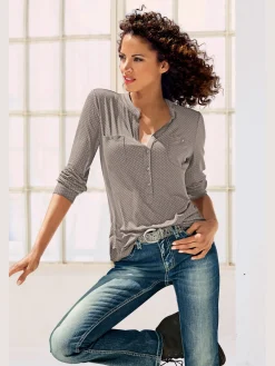 T-shirt look décontracté et moderne, poche plaquée