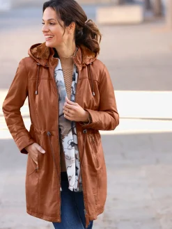 Veste en cuir capuche amovible avec empiècement imitation fourrure