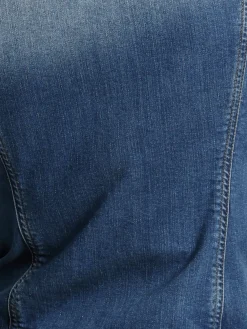 Veste en jean effet délavé et usé