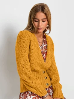 Veste en tricot ajouré motif ajouré transparent discret