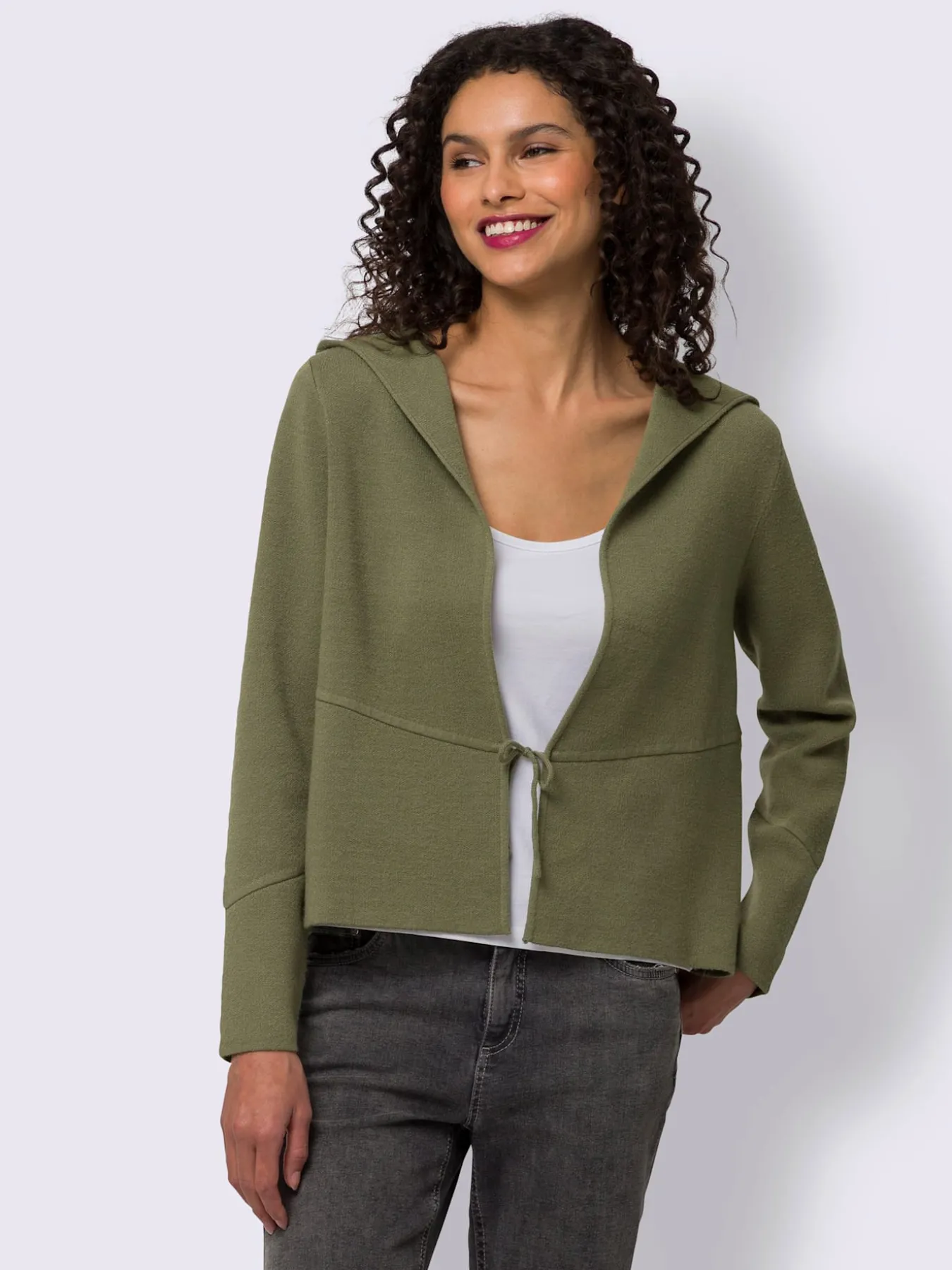 Veste en tricot fin capuche tendance