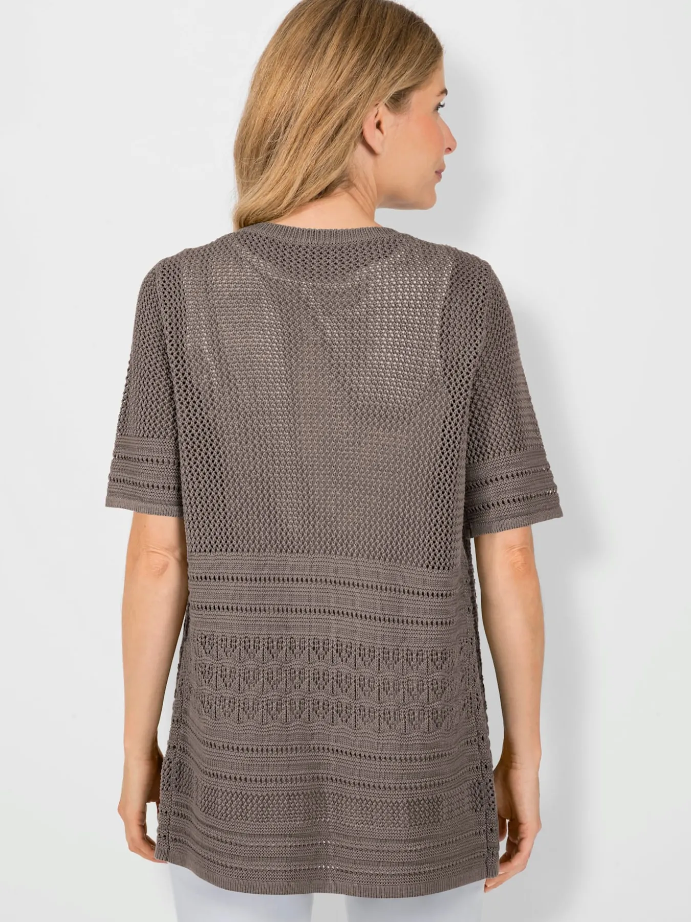 Veste en tricot motif ajouré léger