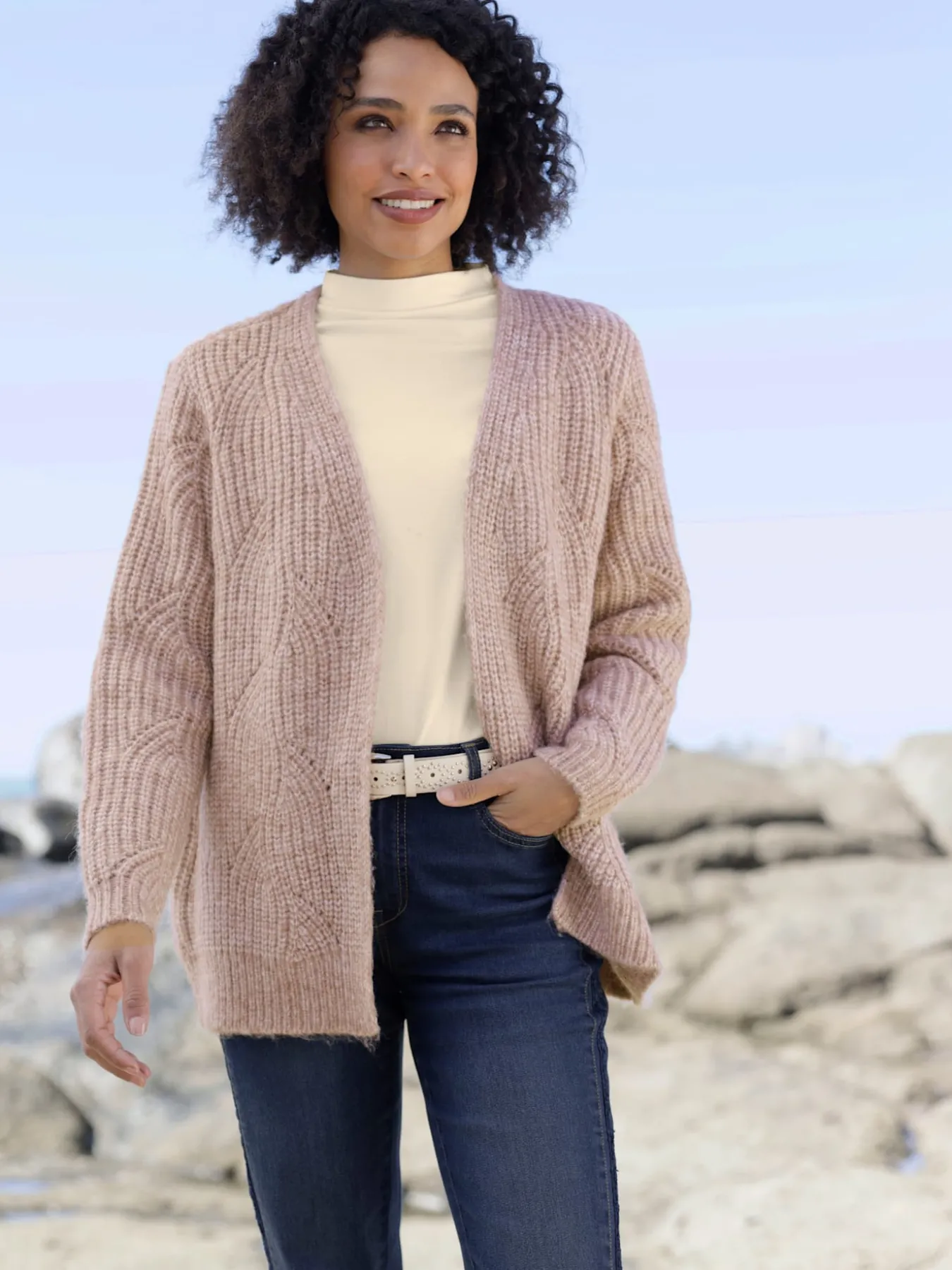 Veste en tricot tricot ajouré