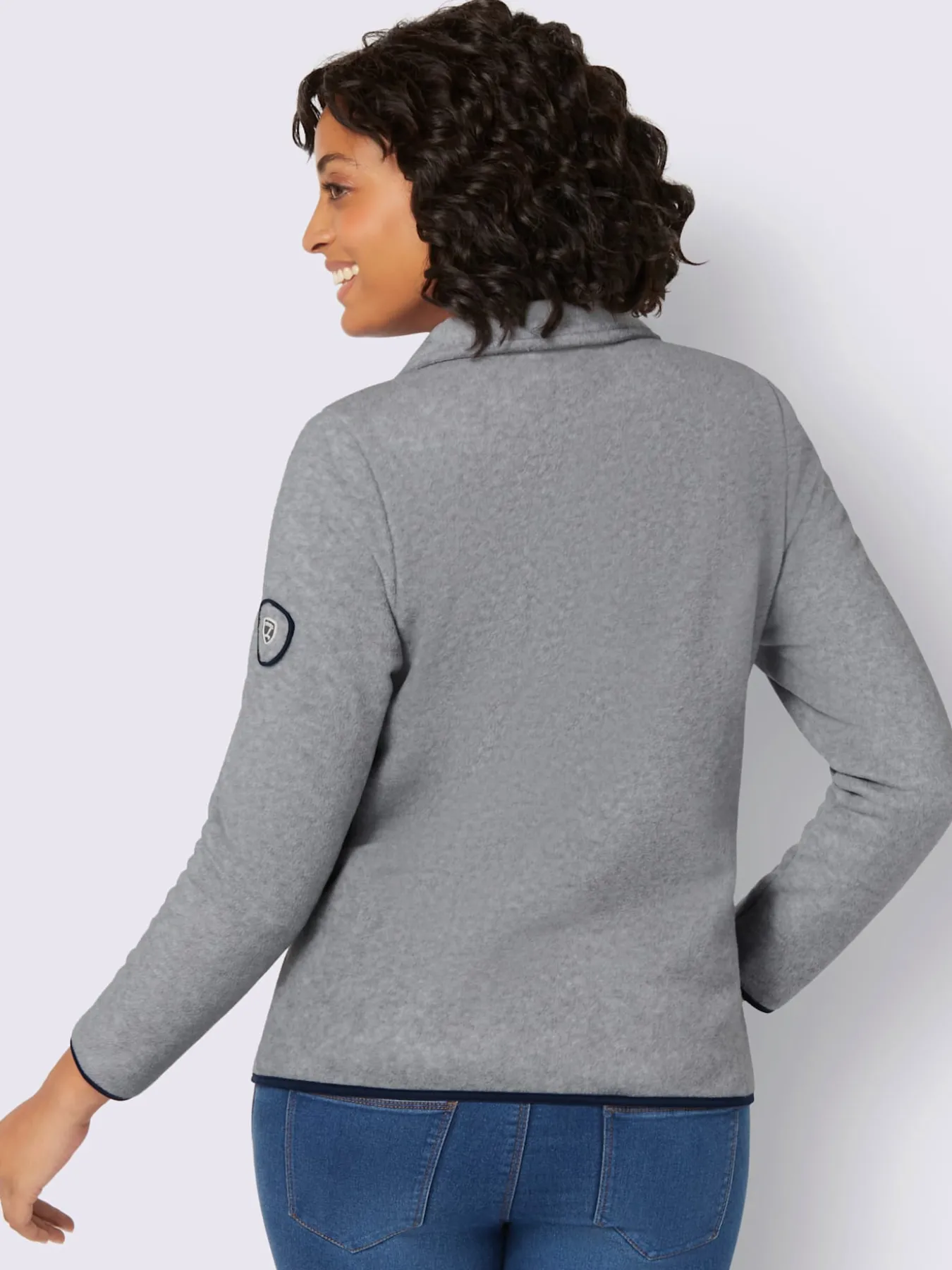 Veste polaire traitement contre les bouloches