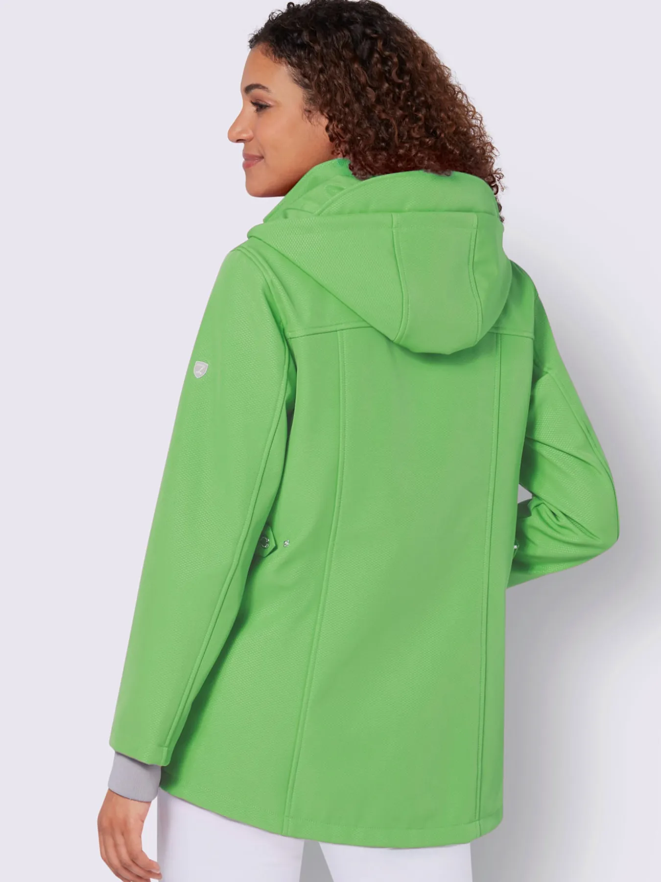 Veste technique nombreuses poches pratiques